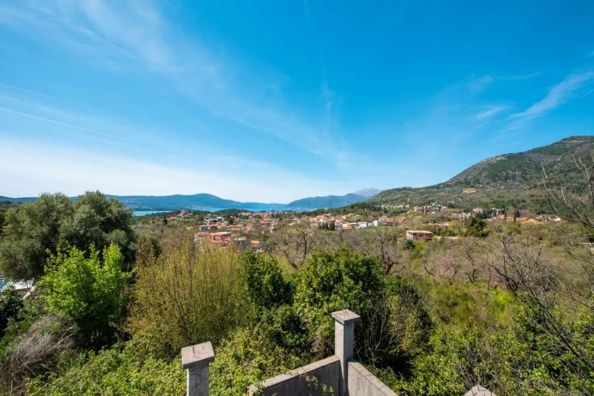 Prodaja, plac, 12100m², Kotor, Crna Gora