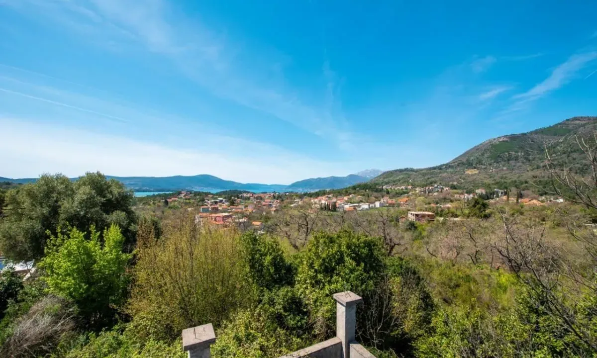 Prodaja, plac, 12100m², Kotor, Crna Gora