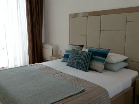 Rent, one bedroom apartment, 67m², Tre Canne, Budva - image 6