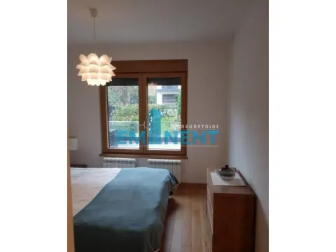 Rent, two bedroom apartment, 55m², Južni Bulevar, Vračar Sve Podlokacije - image 3