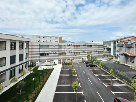 Prodaja, jednosoban stan, 46m², Donja Gorica, Podgorica - image 11