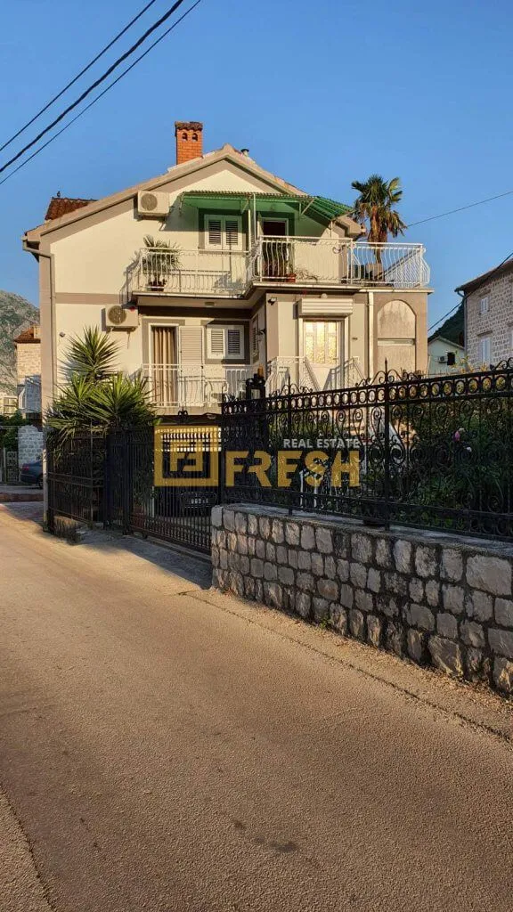 Prodaja, kuća, 150m², Kotor, Crna Gora