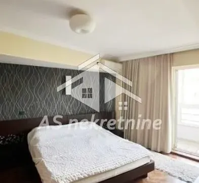 Rent, three bedroom apartment, 125m², Tašmajdan, Palilula Sve Podlokacije - image 9