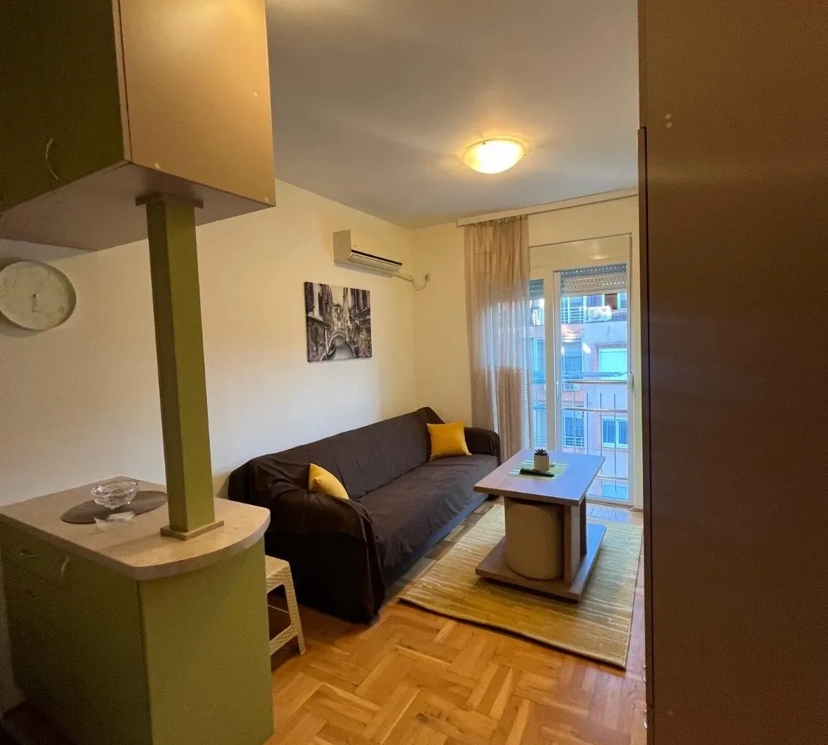 Prodaja, garsonjera, 19m², Kod Big Fashion-a, Podgorica