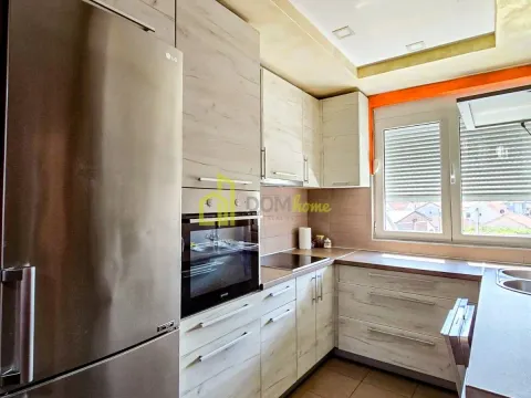 Izdavanje, trosoban stan, 150m², Zabjelo, Podgorica - image 9