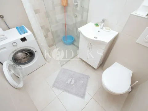 Izdavanje, dvosoban stan, 54m², Gintaš, Podgorica - image 9