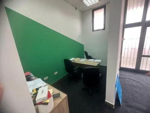 Izdavanje, poslovni prostor, 42m², Pobrežje, Podgorica - image 6