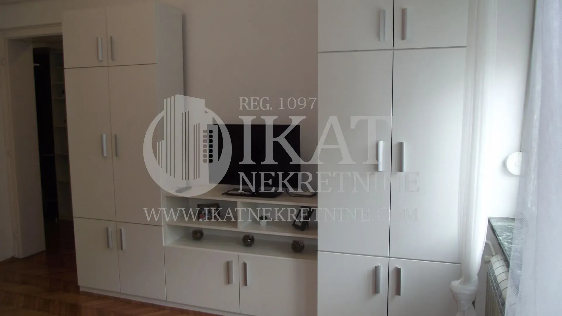 Izdavanje, stan, 25m², Stari Grad, Beograd
