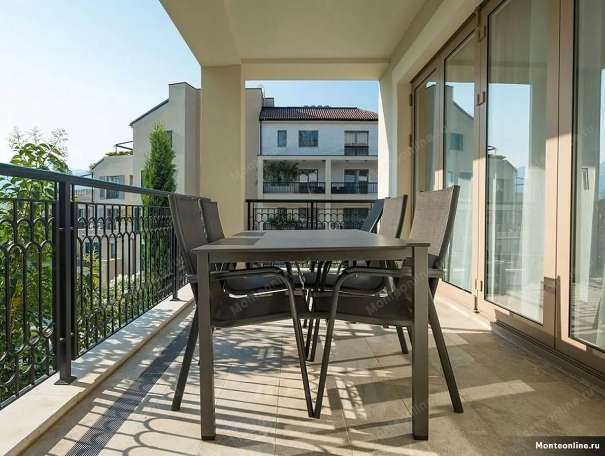 Sale, two bedroom apartment, 111m², Tivat, Crna Gora