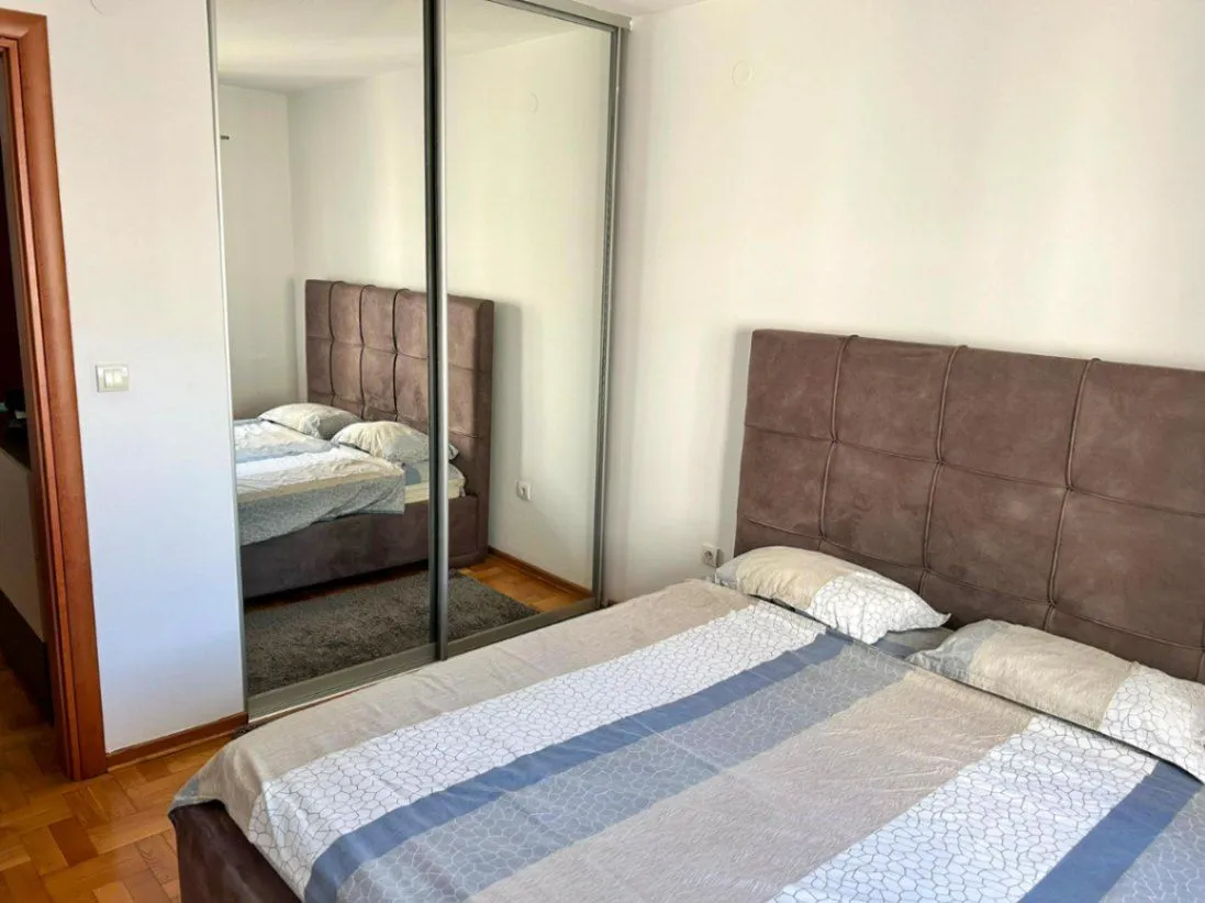 Rent, one bedroom apartment, 50m², Tološka šuma, Podgorica