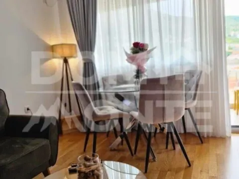 Prodaja, jednosoban stan, 39m², Centar, Tivat - image 3