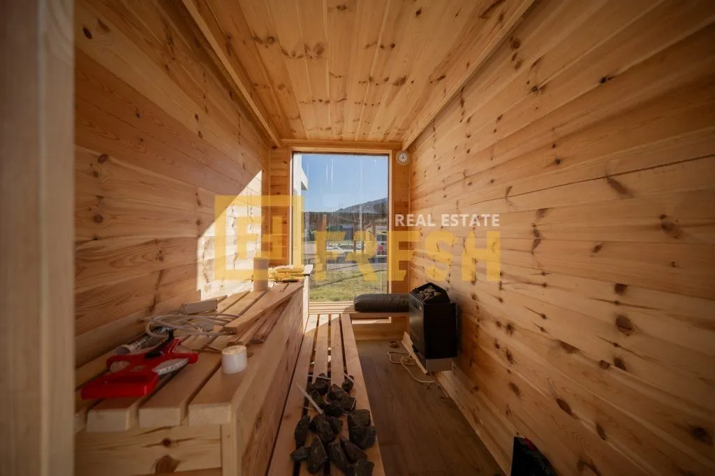 Rent, house, 250m², Ostalo, Podgorica