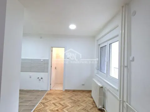 Prodaja, trosoban stan, 75m², Čukarica, Beograd - image 4