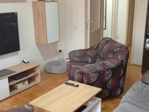 Sale, two bedroom apartment, 58m², Resnik, Beograd - image 2