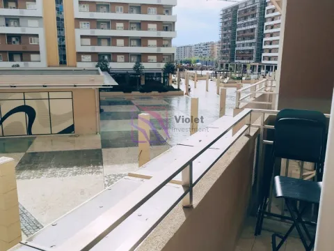 Izdavanje, jednosoban stan, 40m², Central Point, Podgorica - image 1