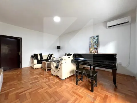 Izdavanje, kuća, 160m², Zabjelo, Podgorica - image 3