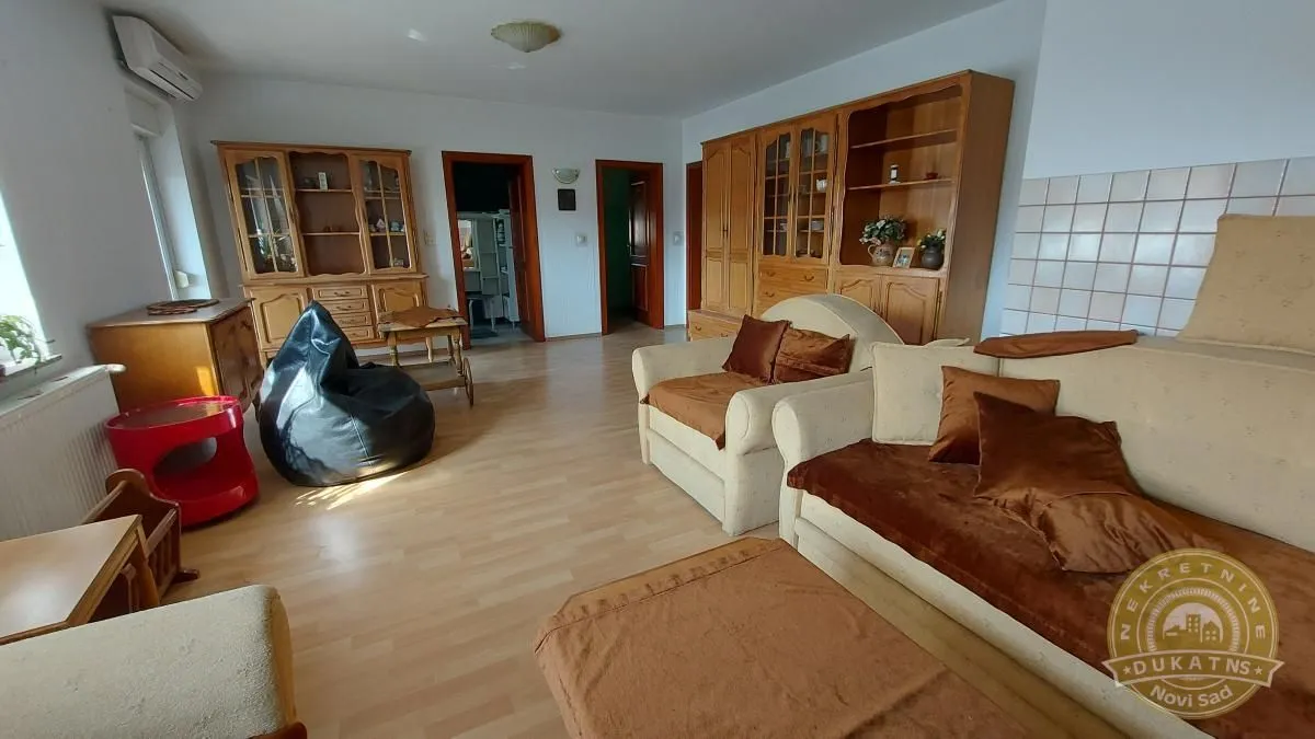 Prodaja, kuća, 340m², Veternik, Novi Sad Sve Podlokacije