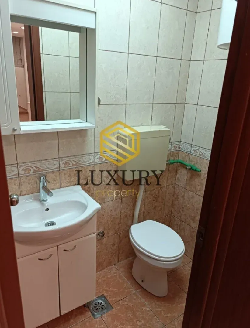Rent, office space, 46m², Centar, Podgorica