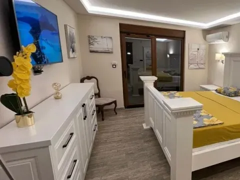 Prodaja, kuća, 500m², Bar, Crna Gora - image 23