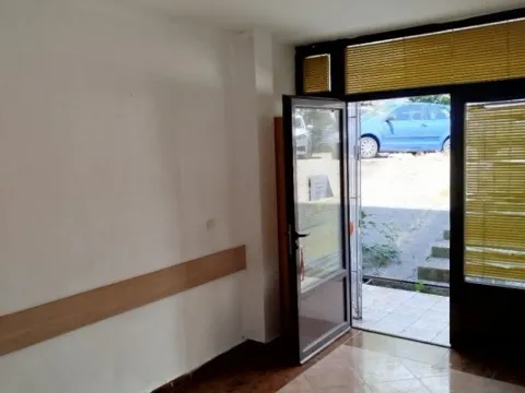 Rent, office space, 14m², Gintaš, Podgorica - image 4