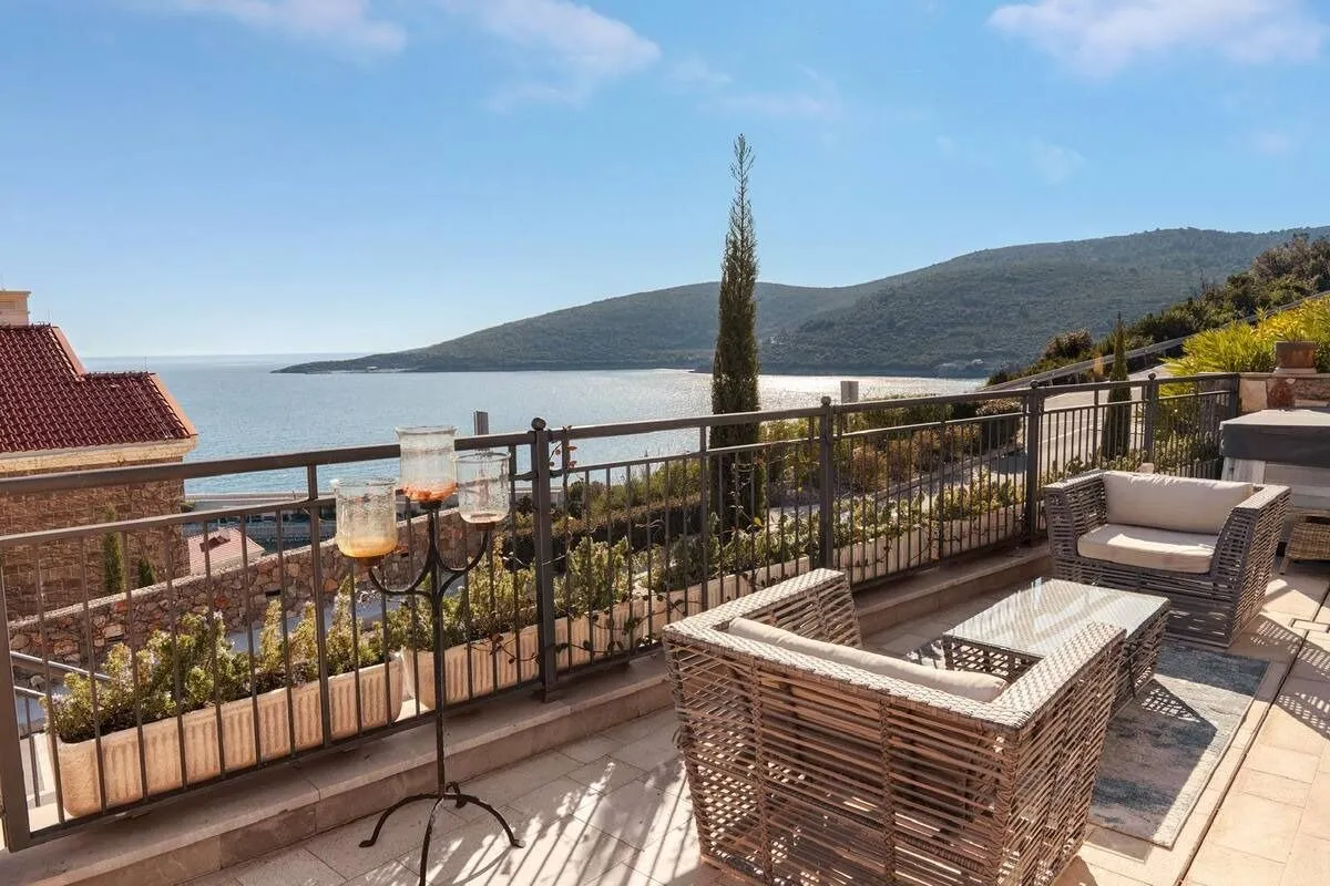 Prodaja, kuća, 136m², Luštica, Tivat