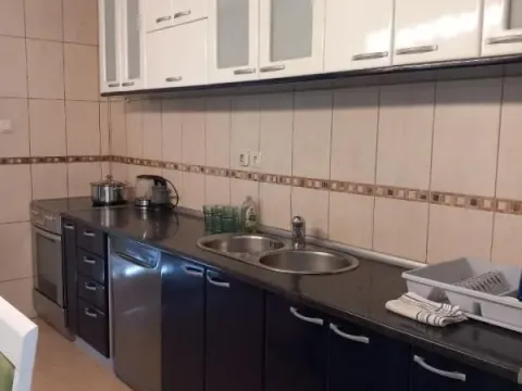 Izdavanje, trosoban stan, 130m², Gorice, Bijelo Polje - image 9