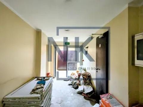 Izdavanje, poslovni prostor, 358m², Preko Morače, Podgorica - image 9