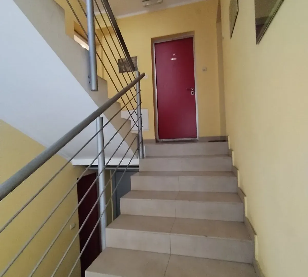 Izdavanje, poslovni prostor, 62m², Vračar Sve Podlokacije, Beograd