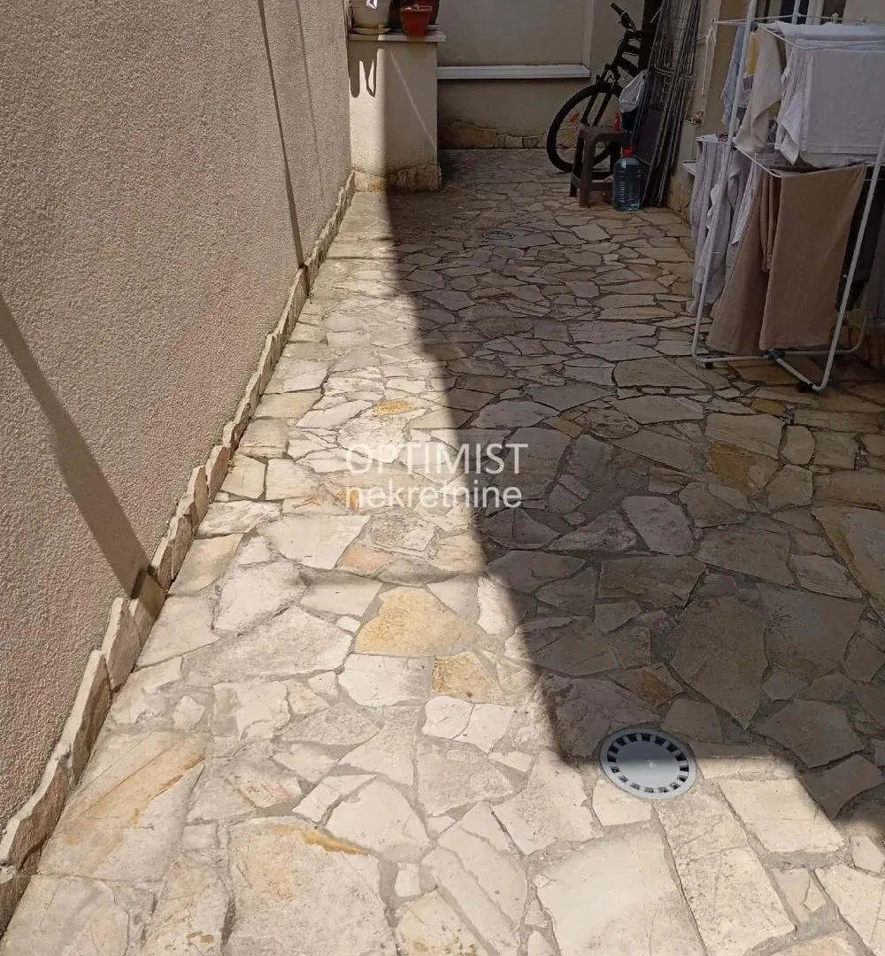 Prodaja, jednosoban stan, 35m², Karaburma, Palilula Sve Podlokacije