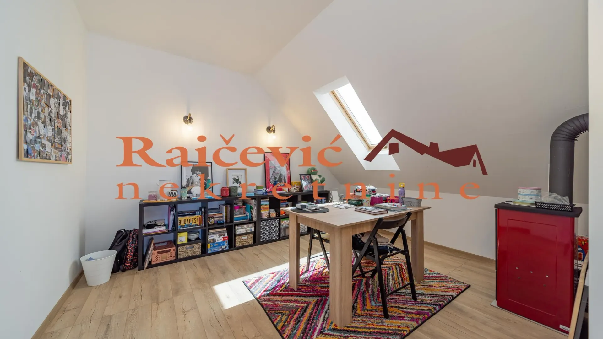 Sale, house, 220m², Rušanj, Beograd