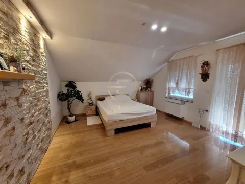 Prodaja, kuća, 219m², Veternička rampa, Novi Sad Sve Podlokacije - image 29