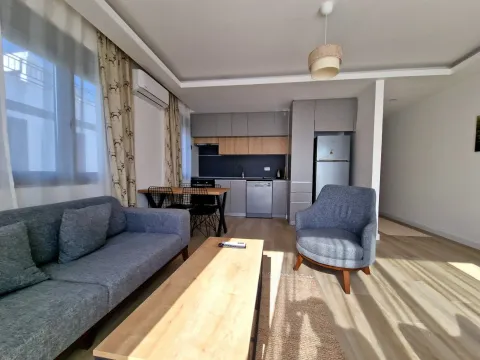 Prodaja, jednosoban stan, 93m², Tivat, Crna Gora