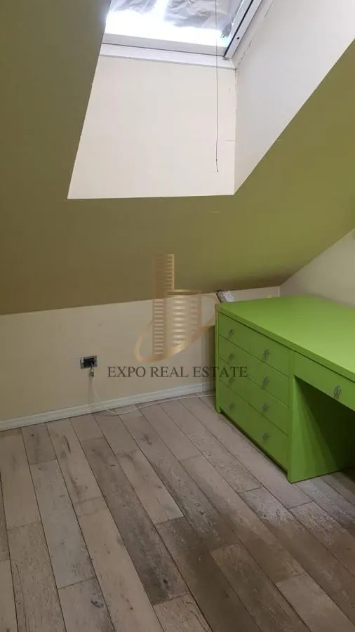 Prodaja, stan, 174m², Sajmište, Novi Sad
