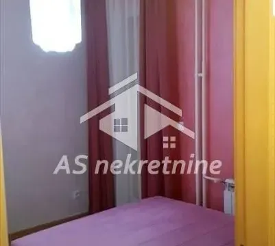 Izdavanje, četvorosoban stan, 96m², Crveni Krst, Beograd - image 15