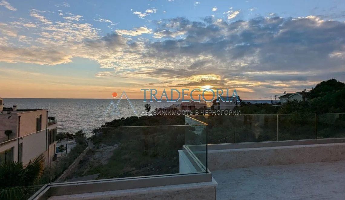 Prodaja, kuća, 365m², Utjeha, Ulcinj