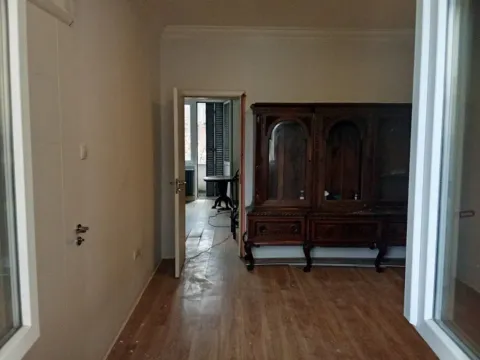 Rent, three bedroom apartment, 58m², Kalenić Pijaca, Vračar Sve Podlokacije - image 7