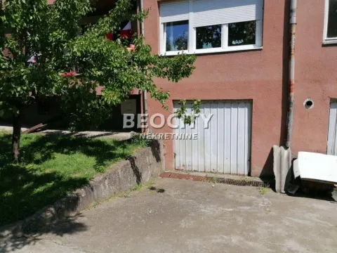 Prodaja, stan, 65m², Pejton, Podgorica - image 4