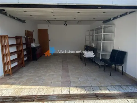 Rent, house, 280m², Savski Venac, Beograd - image 30