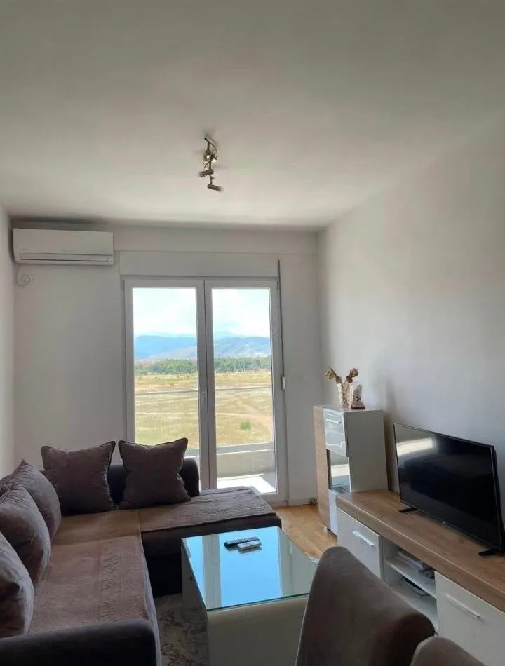 Rent, one bedroom apartment, 43m², Stari Aerodrom, Podgorica