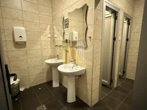 Izdavanje, poslovni prostor, 361m², Novo naselje, Novi Sad - image 11