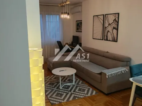 Izdavanje, dvosoban stan, 42m², Salajka, Novi Sad Sve Podlokacije - image 3