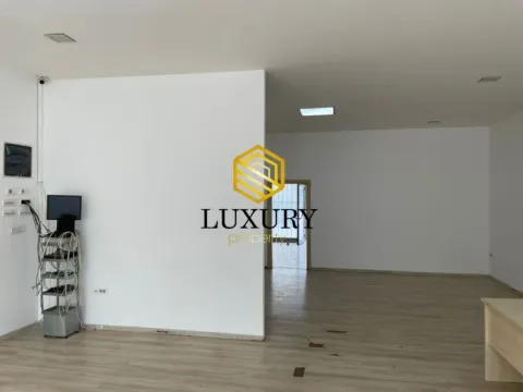 Izdavanje, poslovni prostor, 100m², Zabjelo, Podgorica - image 7