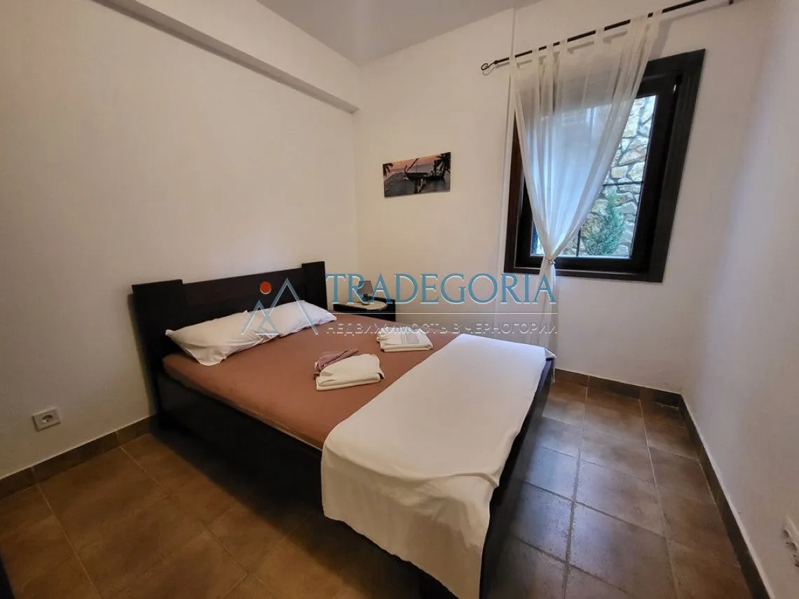 Prodaja, trosoban stan, 126m², Koštanjica, Bar