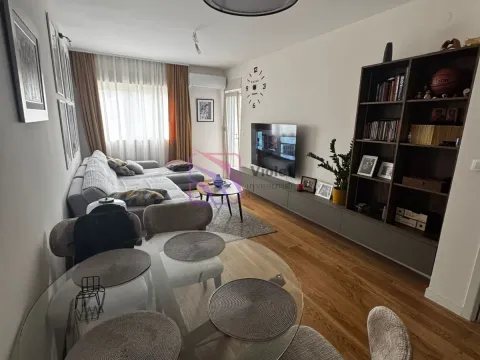 Rent, one bedroom apartment, 47m², Central Point, Podgorica - image 1