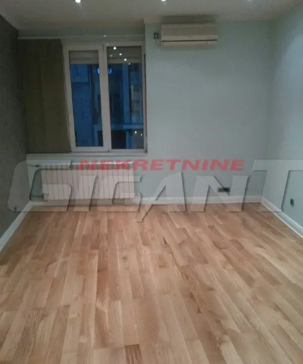 Prodaja, trosoban stan, 82m², Stari Grad, Beograd
