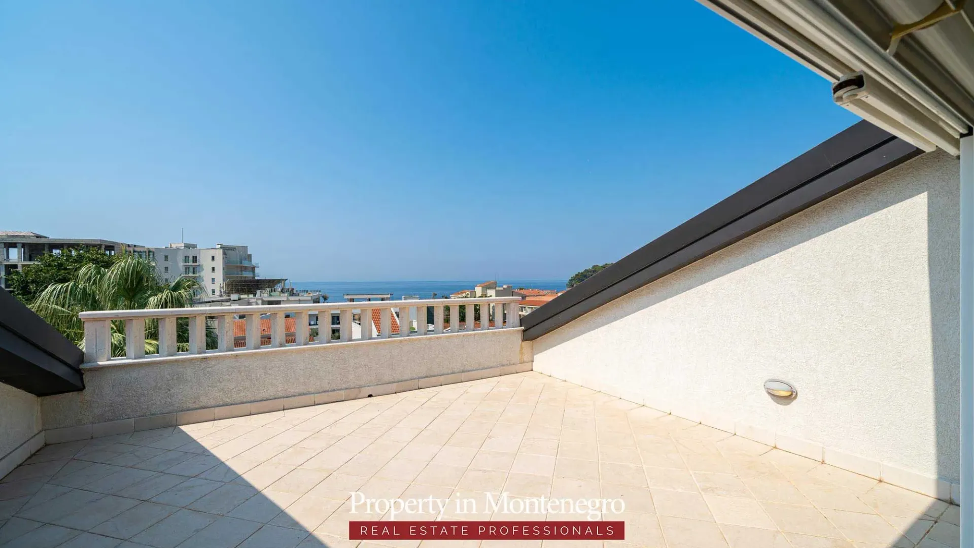 Sale, house, 971m², Petrovac, Budva