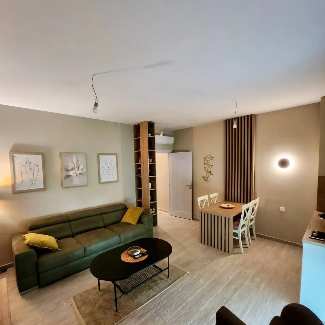 Rent, one bedroom apartment, 45m², Bečići, Budva