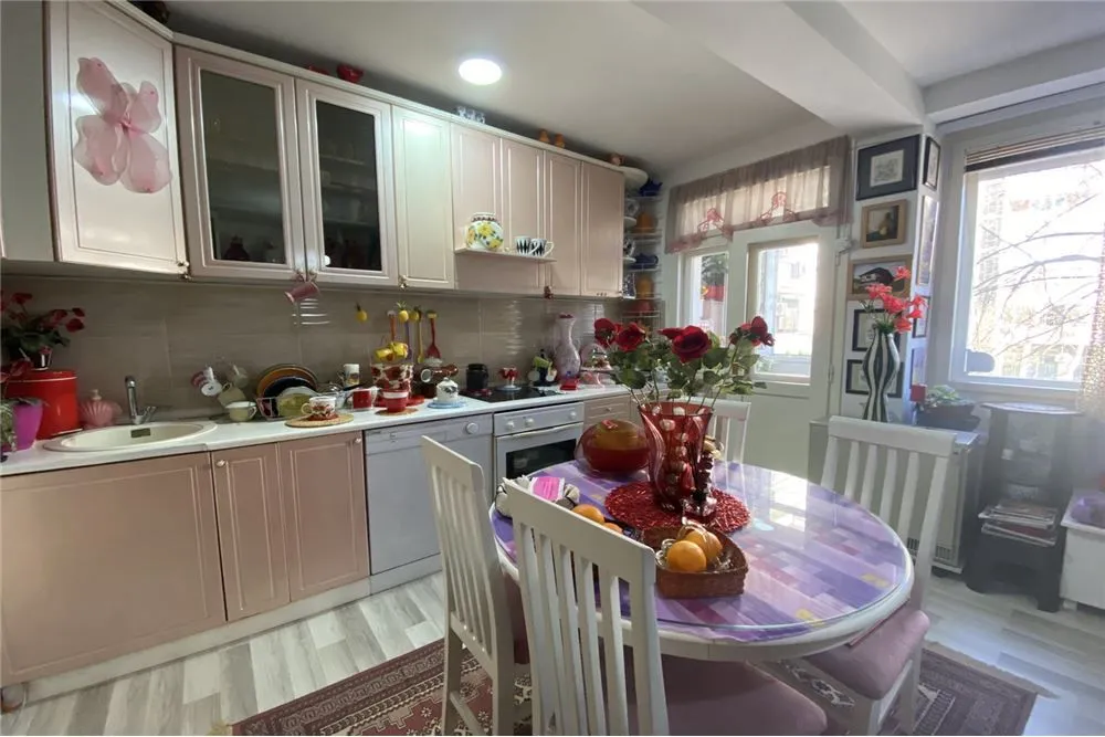 Sale, one bedroom apartment, 42m², Centar, Niš