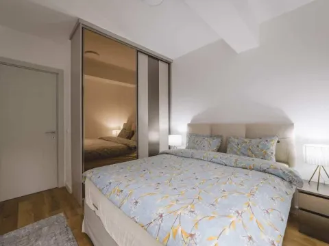 Rent, one bedroom apartment, 39m², Bečići, Budva - image 11