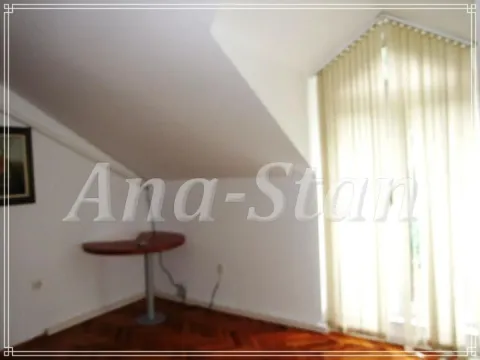 Rent, office space, 250m², Zemun Sve Podlokacije, Beograd - image 10
